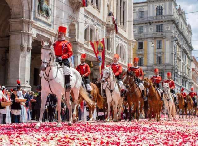 Piazzaitaliasuite Cagliari Buitenkant foto